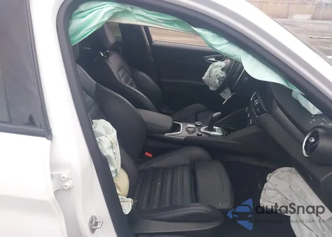 2021 Alfa Romeo Giulia Ti Sport Awd from USA, damaged, VIN ZARFANBN2M7643658